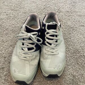 On Running Women's Cloudsurfer - Light Geeen and Navy